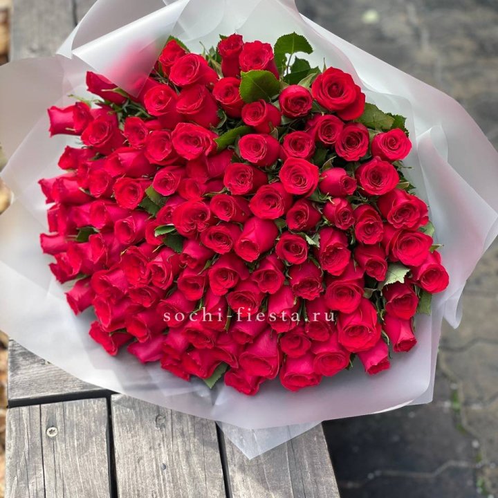 101 красная роза Лолита в Тольятти