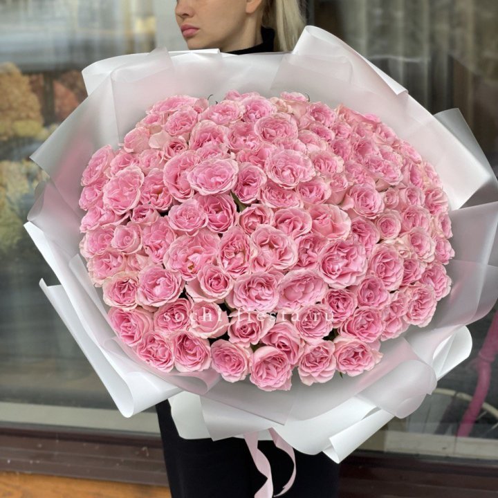 101 нежно-розовая роза в Тольятти