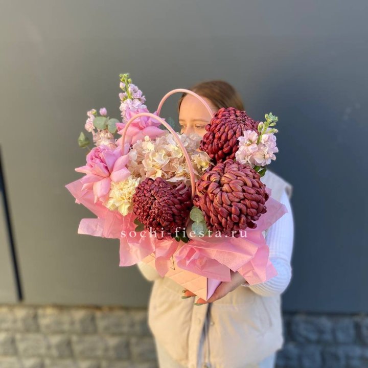 Сумочка нежная с бигуди в Тольятти